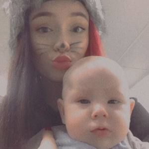 Meet your Posher, Anne